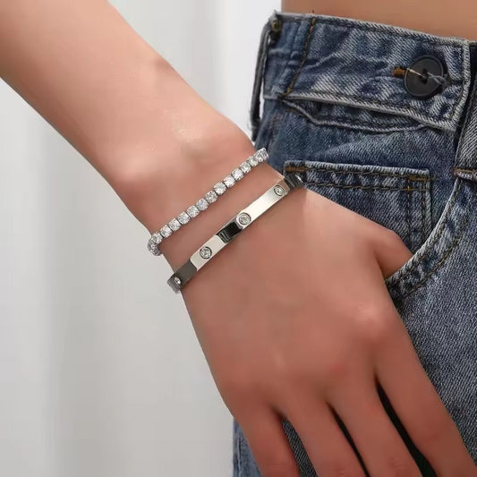 The Love's Grace Dangle Bracelet for Women